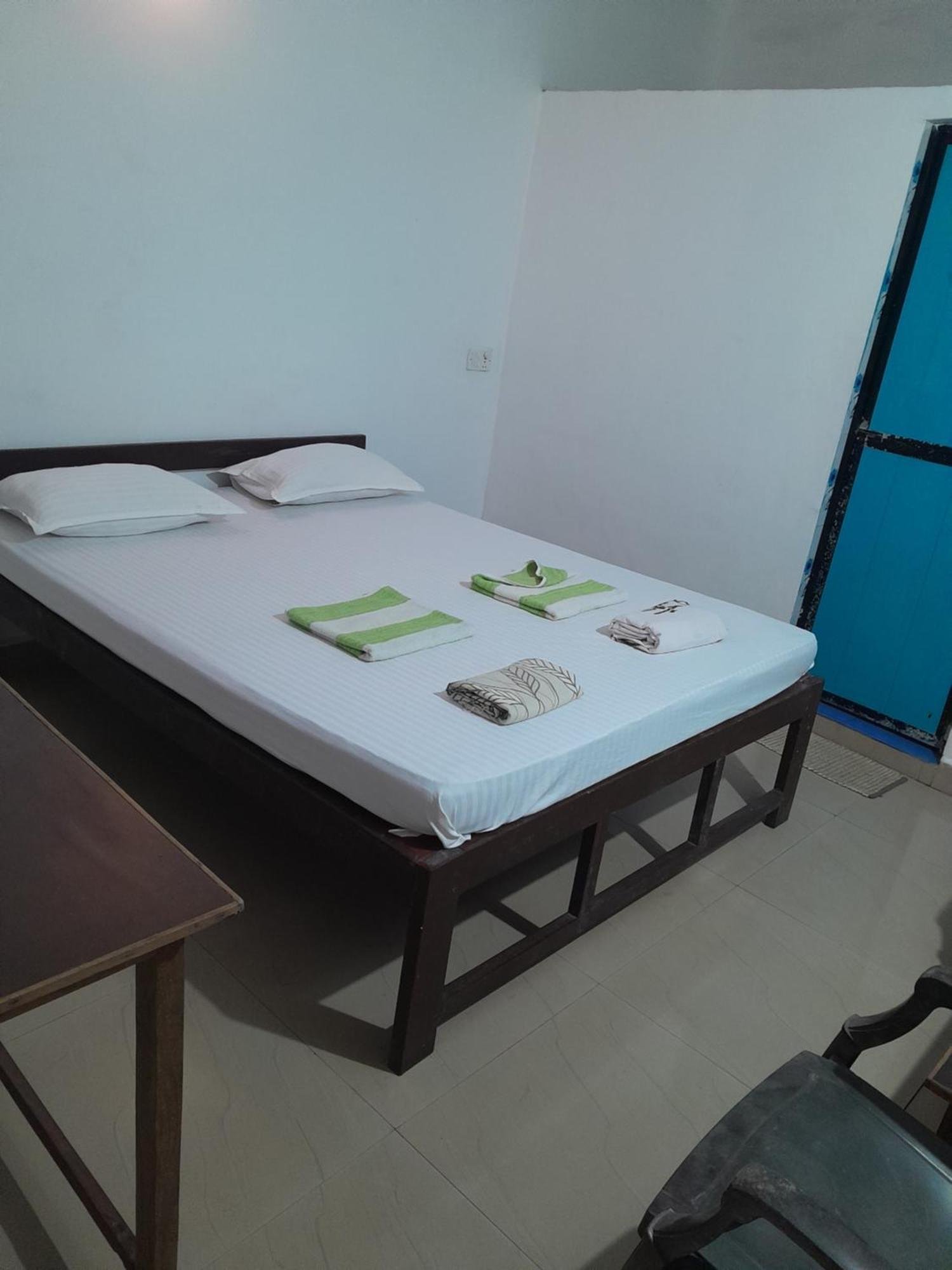 Ivon Guest House ארמבול חדר תמונה
